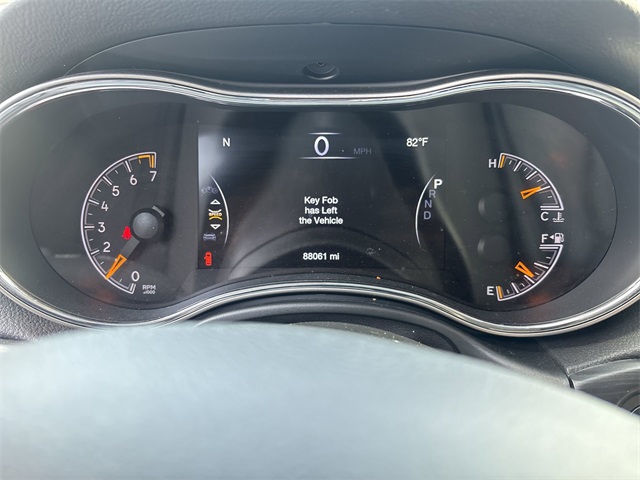 Vehicle image 10 of 27