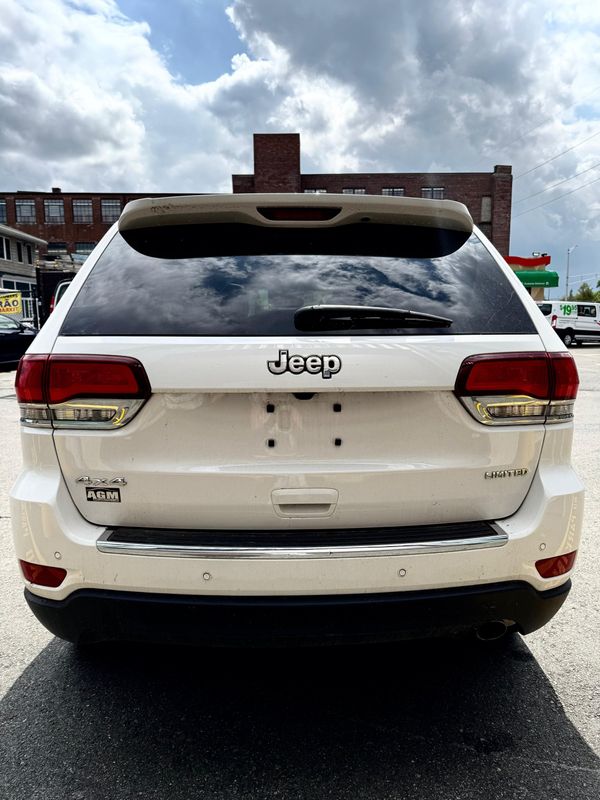 Vehicle image 5 of 13