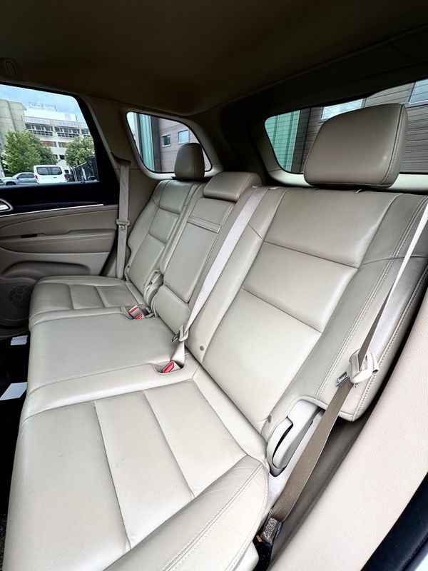 Vehicle image 13 of 13