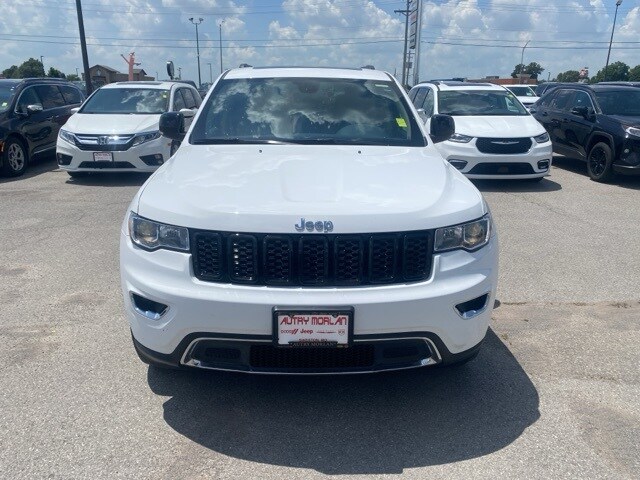 Vehicle image 3 of 25