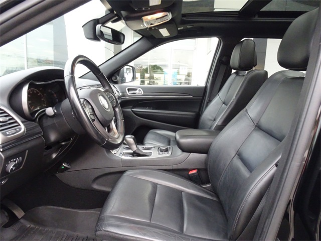 Vehicle image 11 of 28