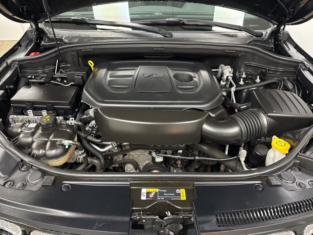 Vehicle image 24 of 28