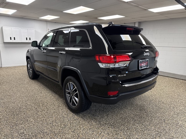 Vehicle image 5 of 28