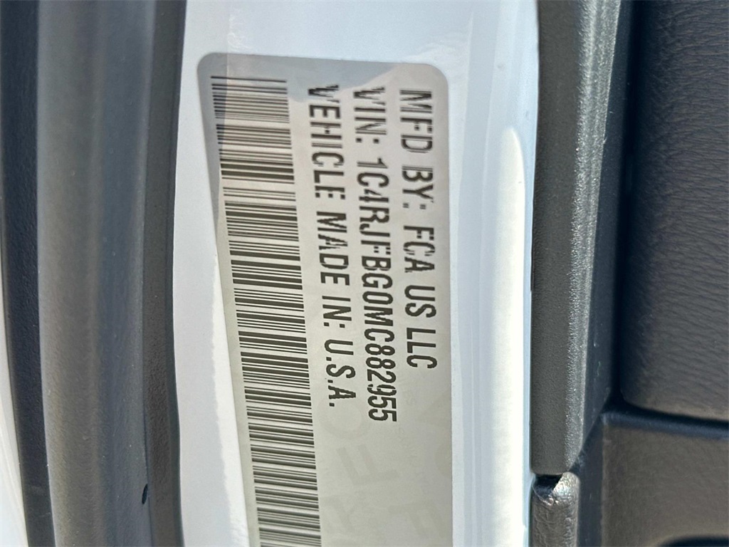 Vehicle image 27 of 27