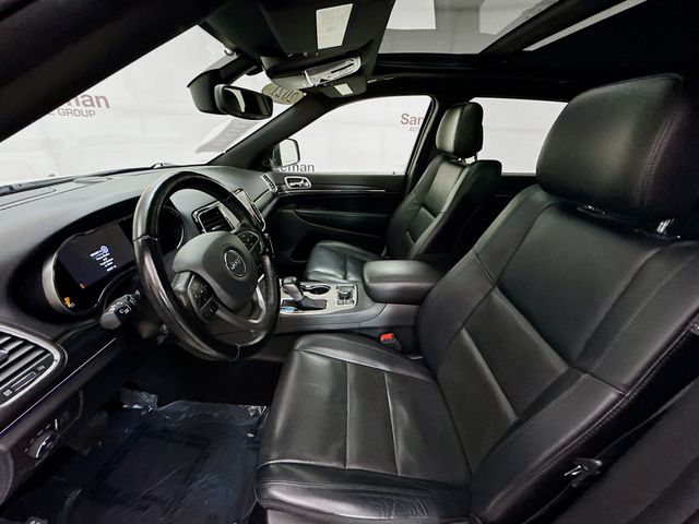 Vehicle image 20 of 32