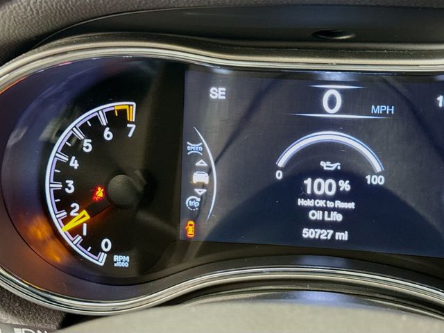 Vehicle image 12 of 32