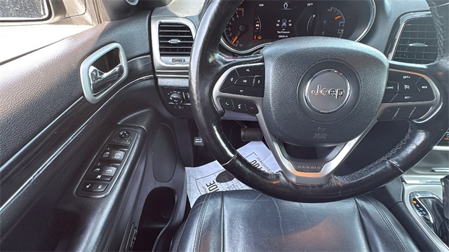 Vehicle image 19 of 29