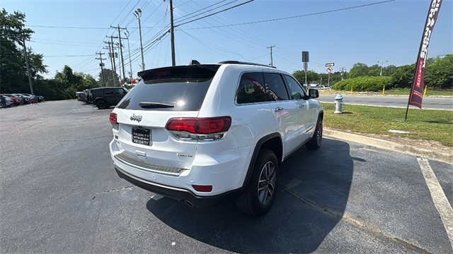 Vehicle image 5 of 29