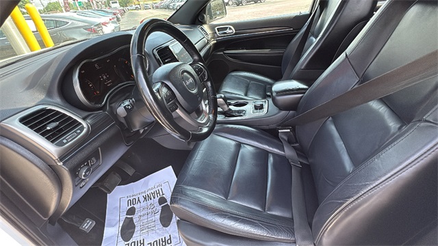 Vehicle image 12 of 29