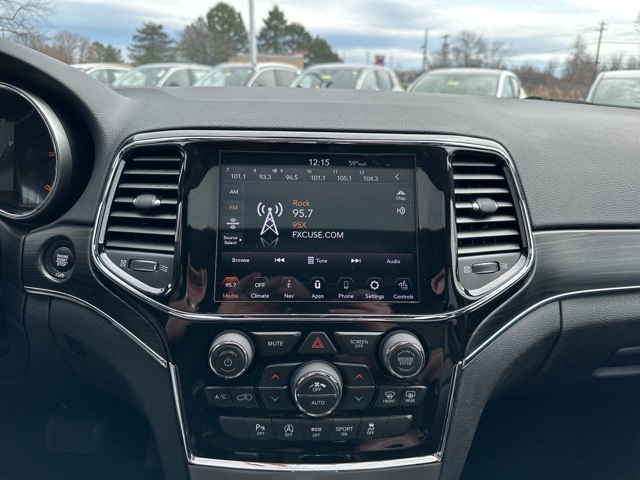 Vehicle image 20 of 29