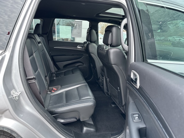 Vehicle image 13 of 29