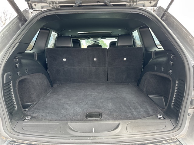 Vehicle image 6 of 29