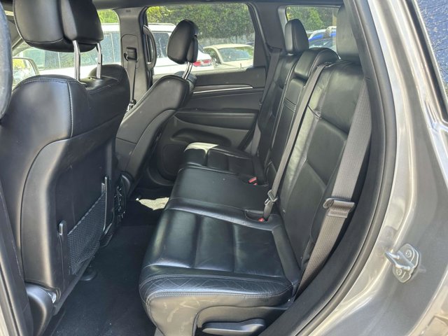 Vehicle image 16 of 36