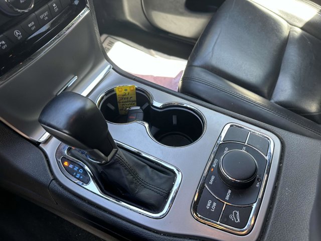 Vehicle image 26 of 36