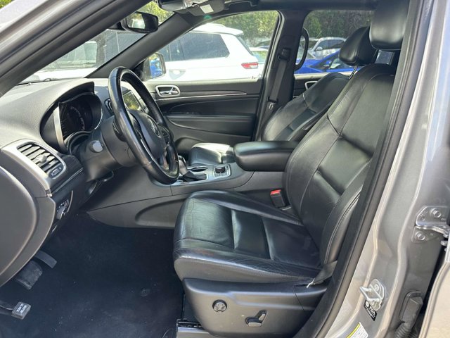 Vehicle image 14 of 36