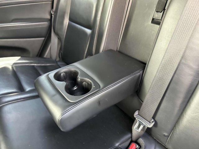 Vehicle image 19 of 36