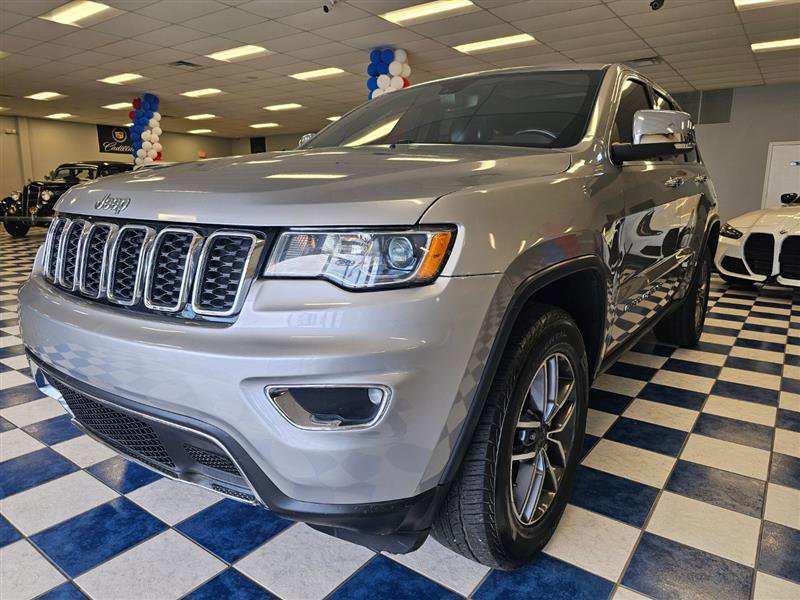 2021 Jeep Grand Cherokee Limited Image 1 of 28