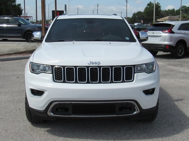 Vehicle image 5 of 44