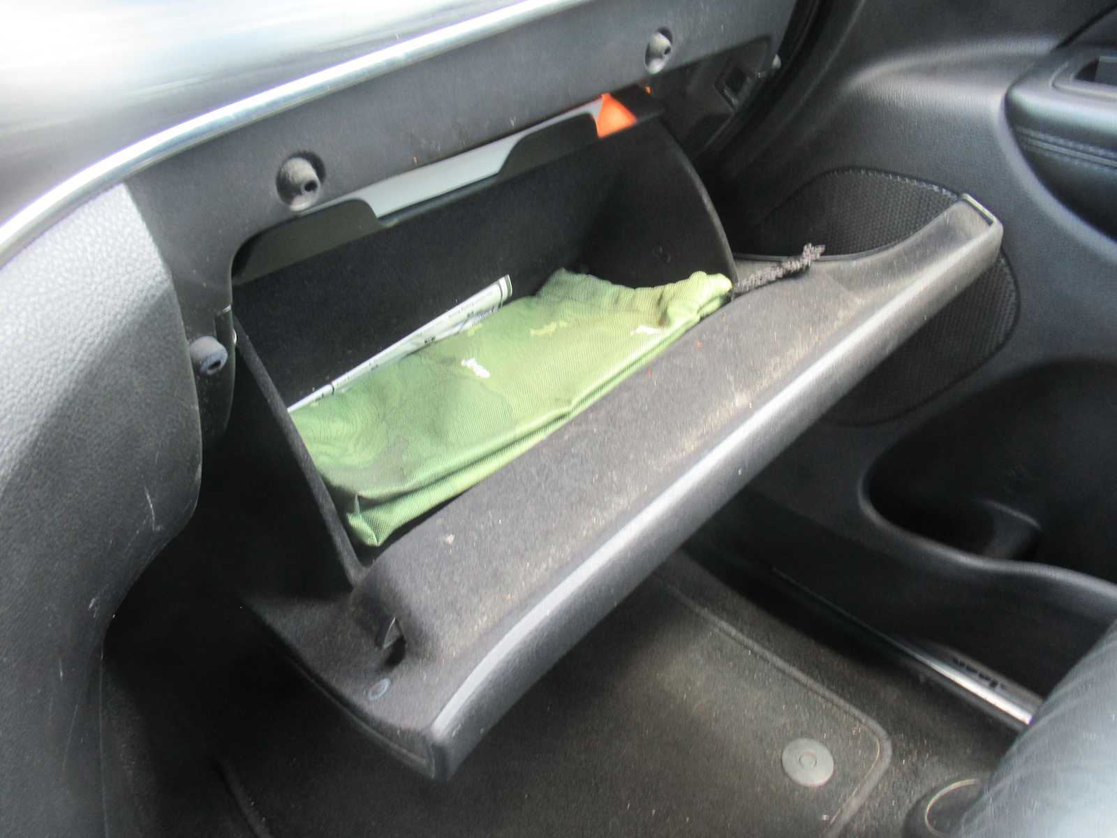 Vehicle image 40 of 45