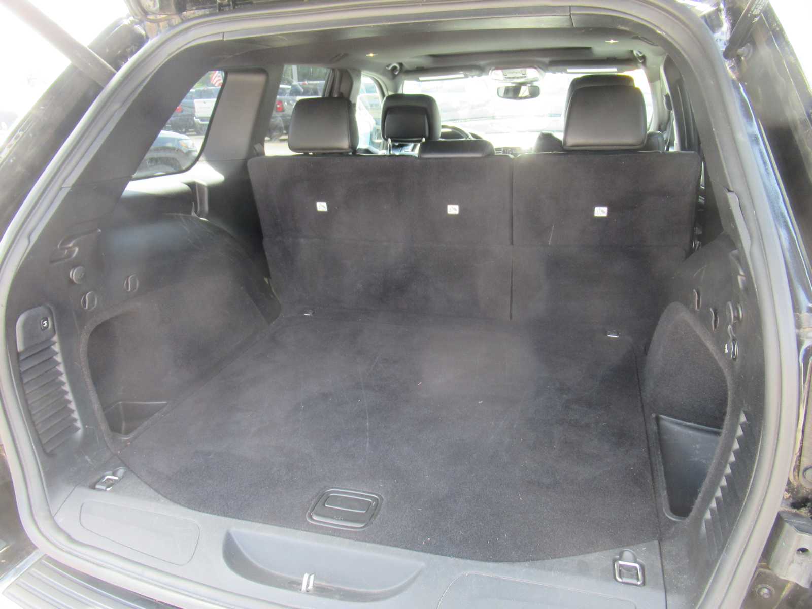 Vehicle image 7 of 45