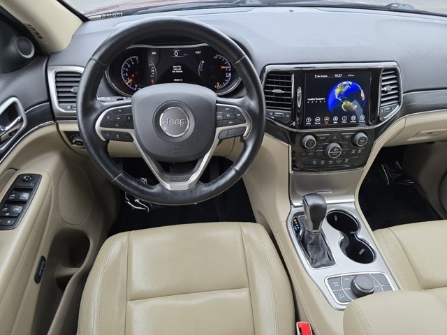 Vehicle image 26 of 34