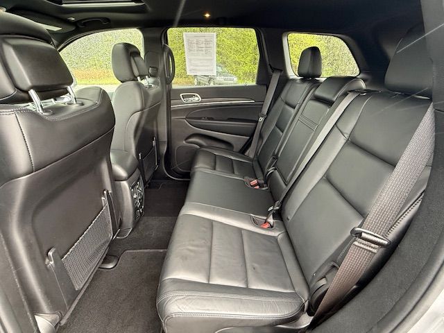 Vehicle image 15 of 40