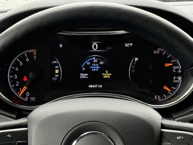 Vehicle image 31 of 40