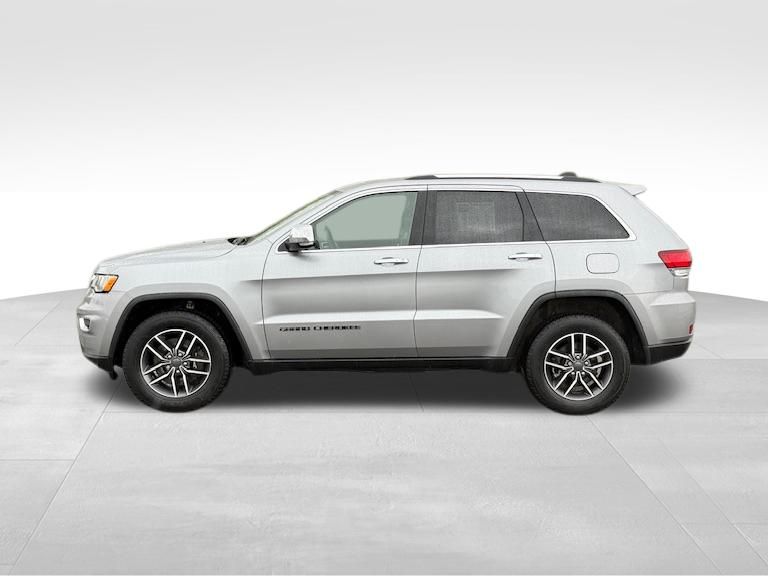 Vehicle image 11 of 40