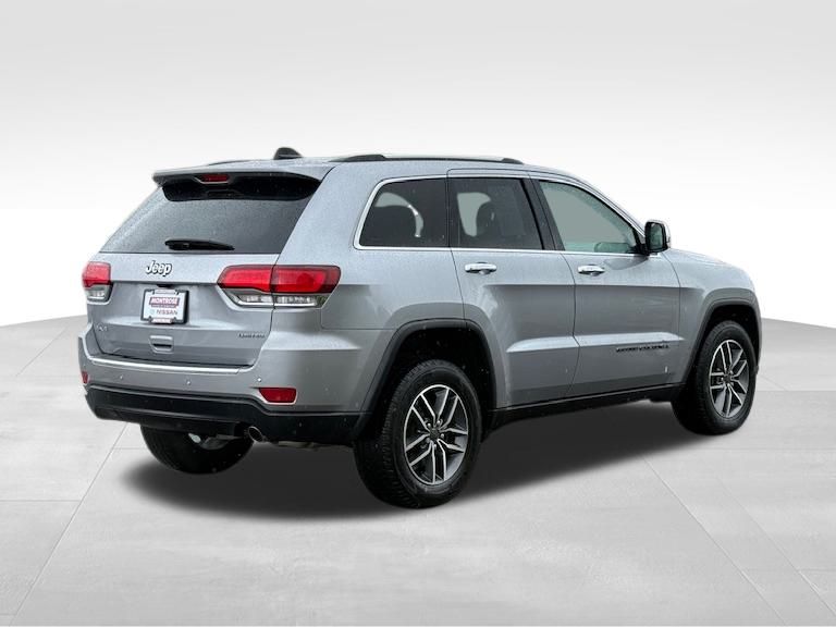 Vehicle image 5 of 40