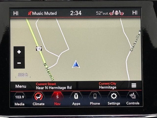 Vehicle image 21 of 40
