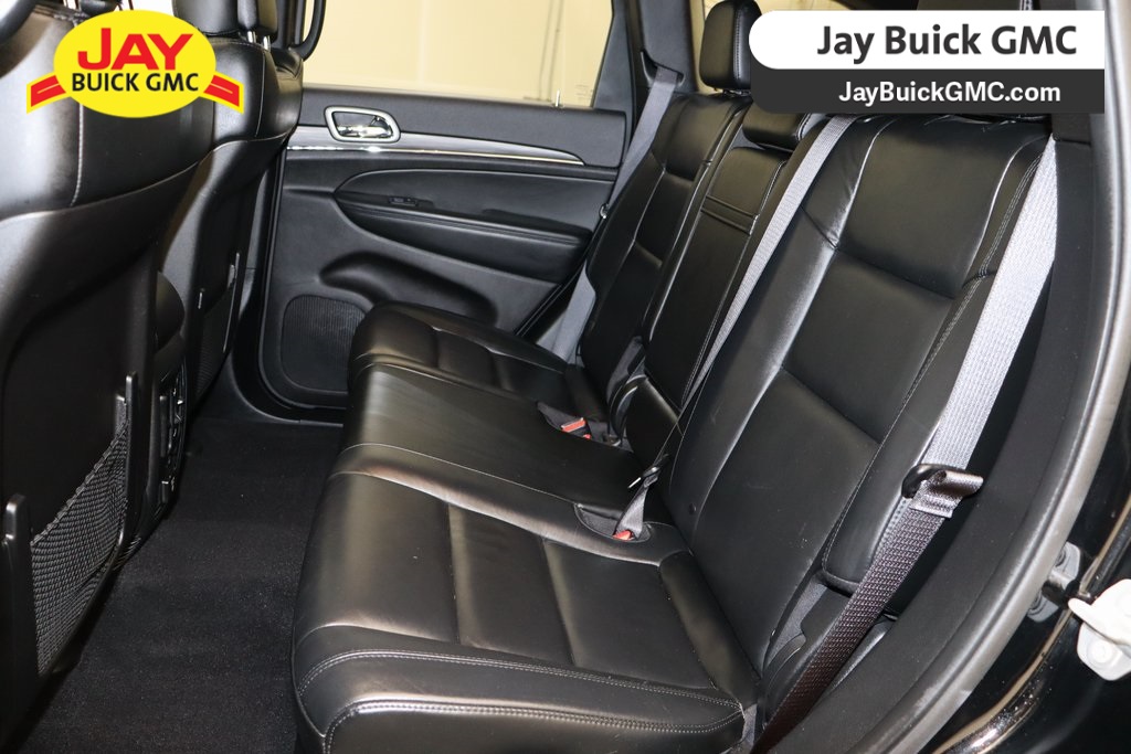Vehicle image 11 of 34