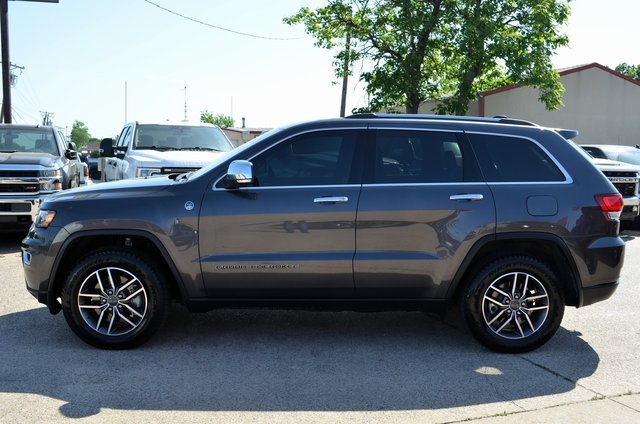Vehicle image 8 of 58
