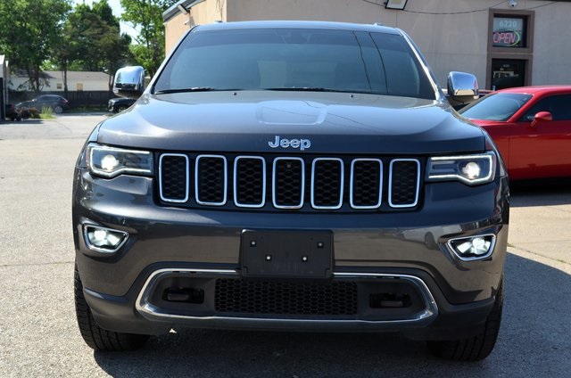 Vehicle image 2 of 58