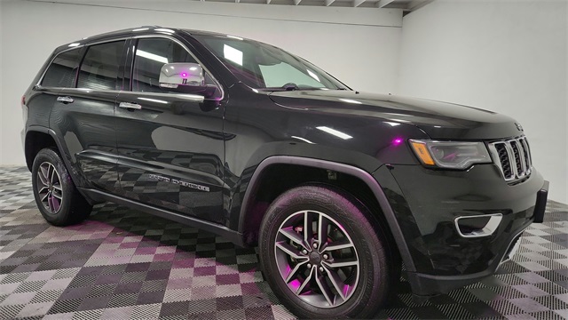 Vehicle image 5 of 27