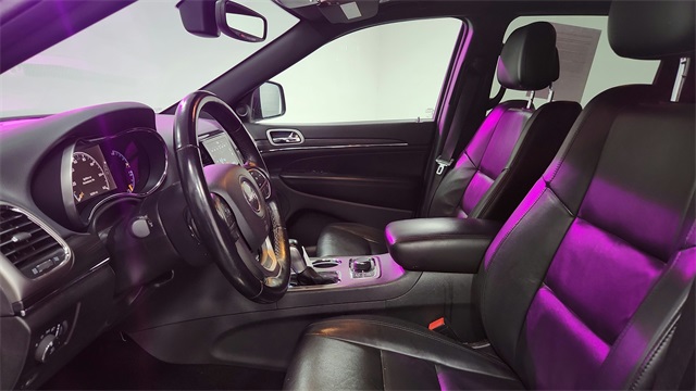 Vehicle image 11 of 27