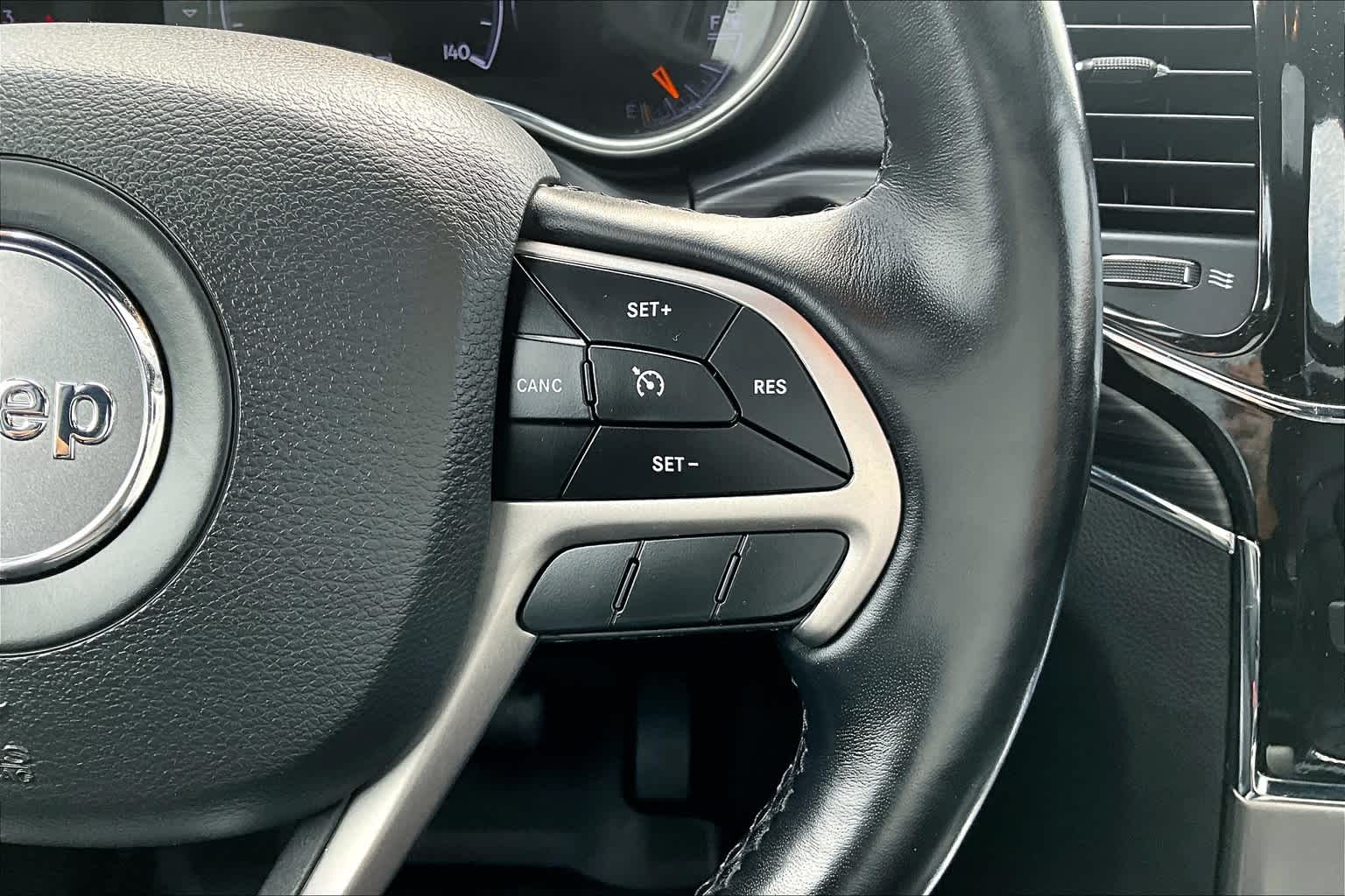 Vehicle image 24 of 35