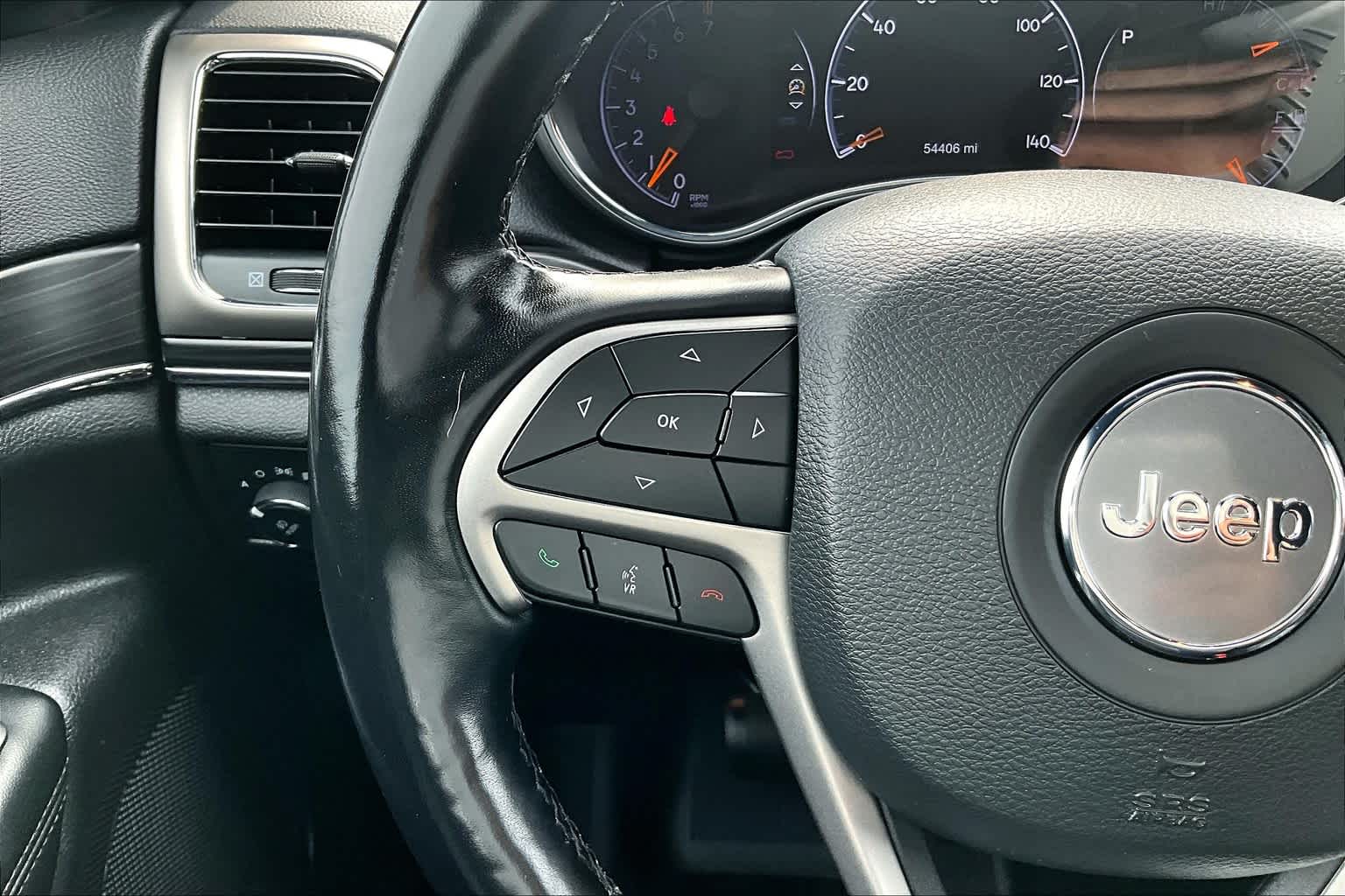 Vehicle image 23 of 35