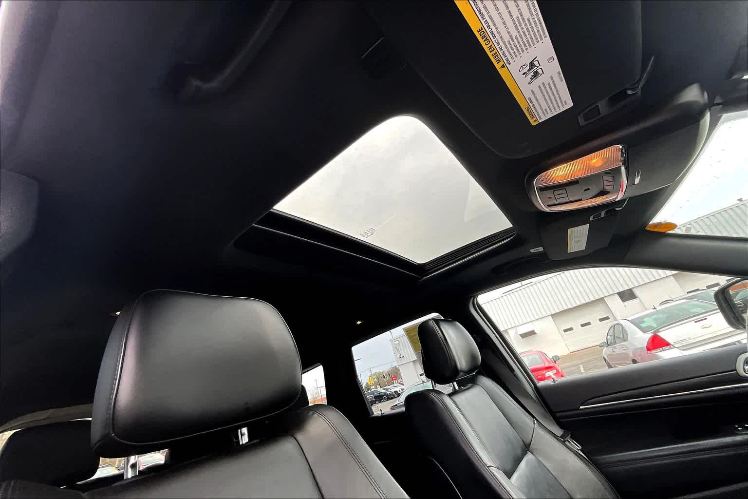 Vehicle image 22 of 35