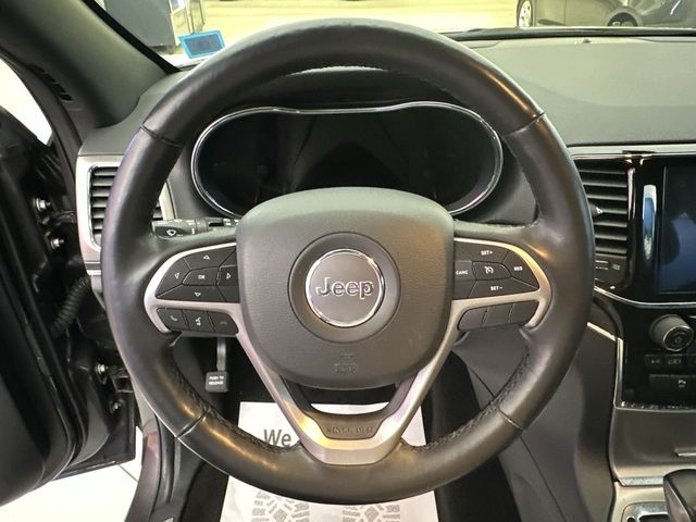 Vehicle image 14 of 32