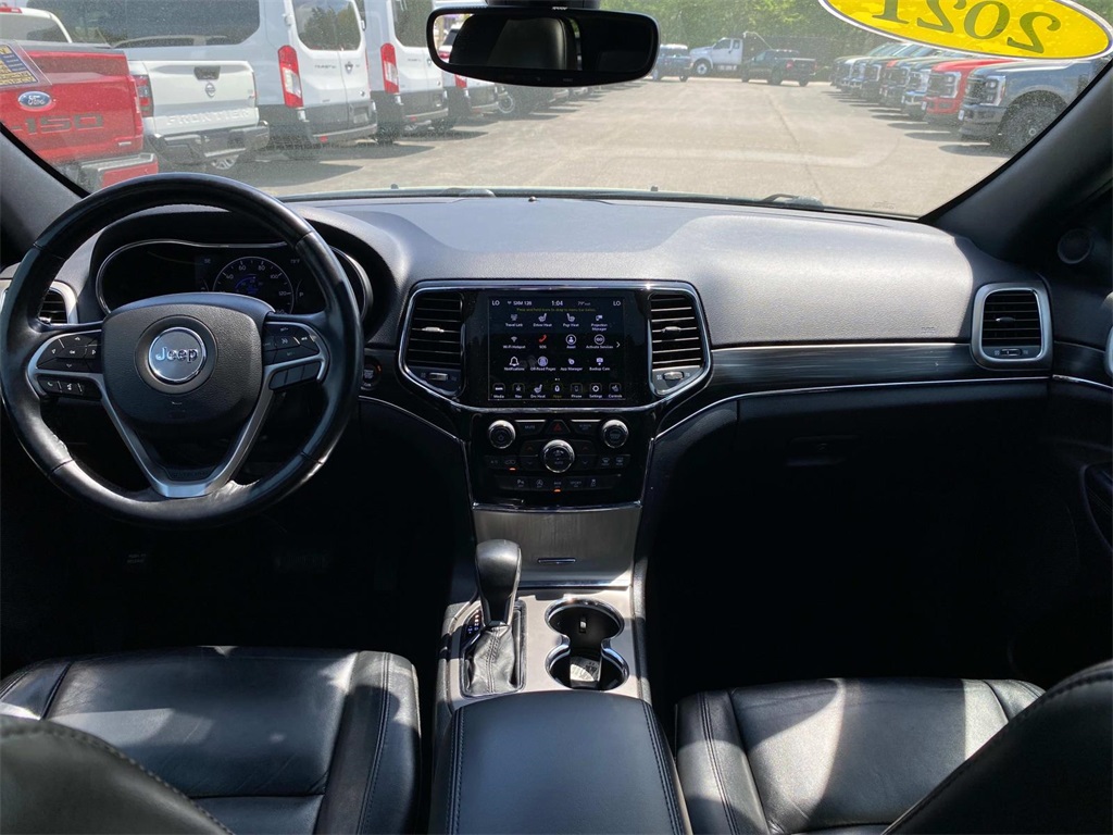 Vehicle image 17 of 36
