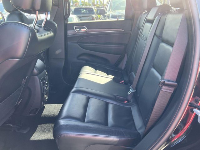 Vehicle image 22 of 30