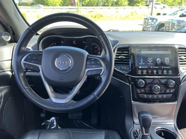 Vehicle image 20 of 30