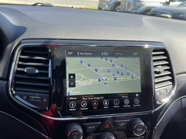 Vehicle image 17 of 30