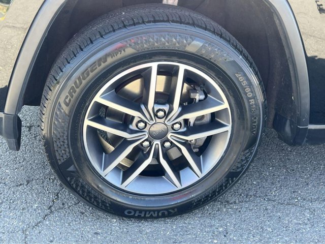Vehicle image 9 of 30