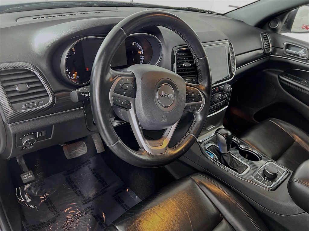 Vehicle image 20 of 39