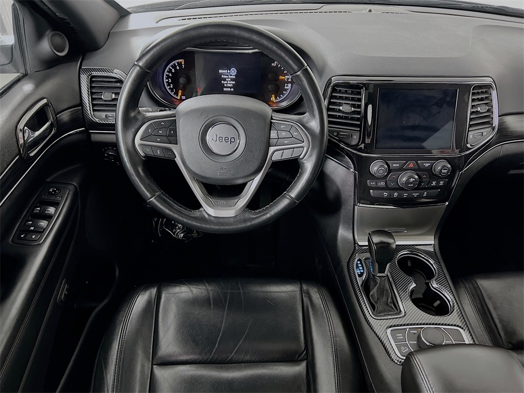 Vehicle image 9 of 39