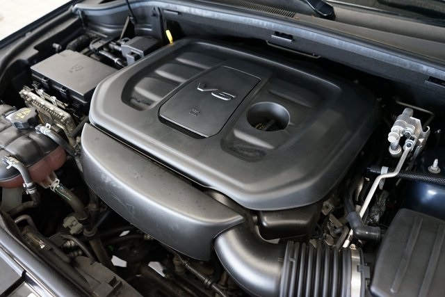 Vehicle image 11 of 64
