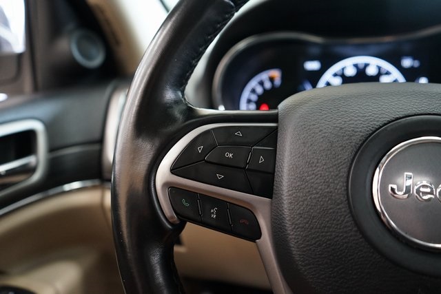 Vehicle image 44 of 64