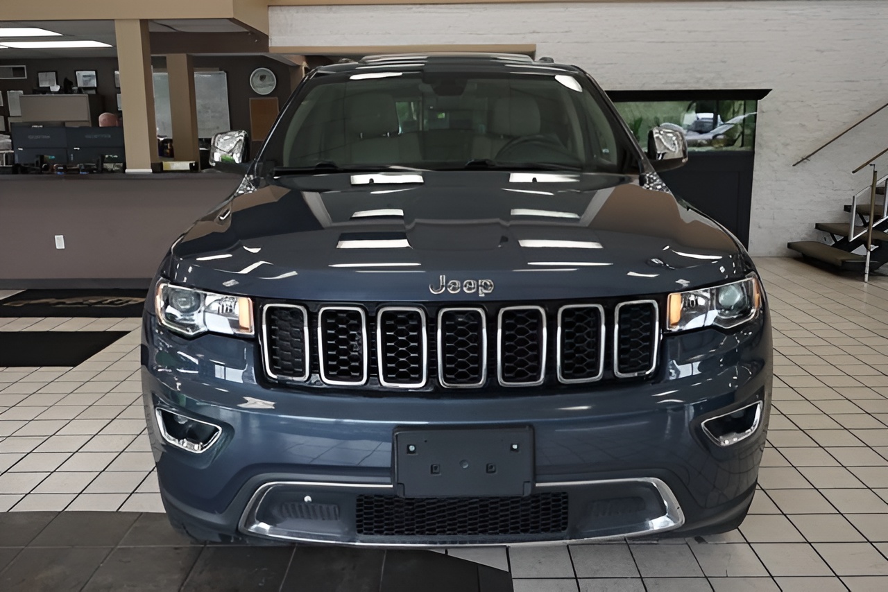 Vehicle image 58 of 64
