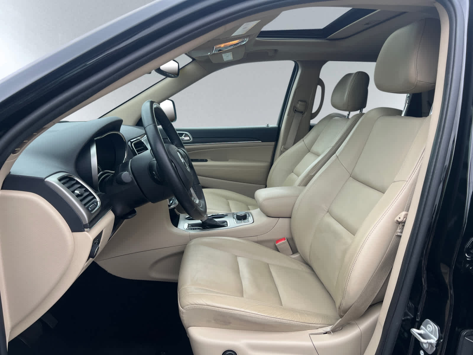 Vehicle image 7 of 20